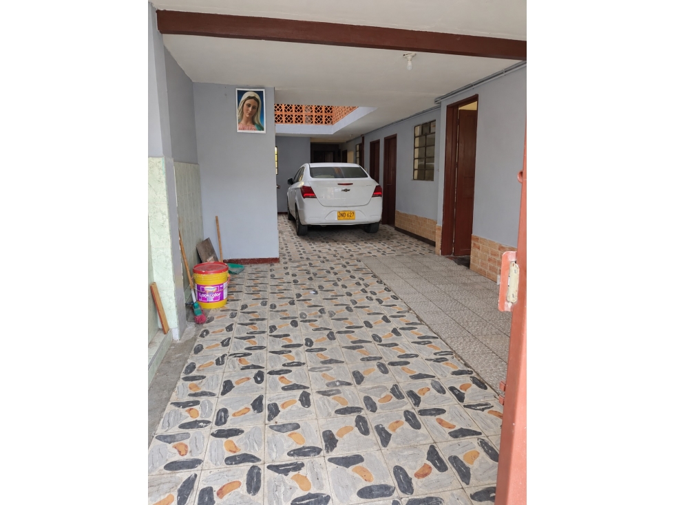 Casa en venta en Gualoche, Bogotá · foto 6 de 12