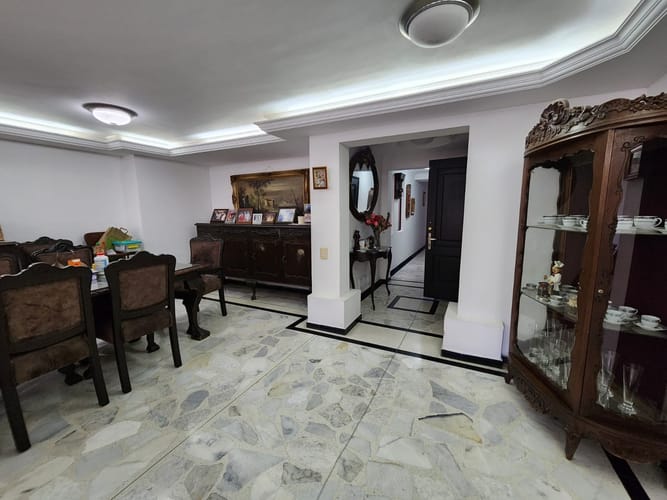 Apartamento de 4 alcobas en venta en El Bosque, Cali, 186 m² · foto 3 de 19
