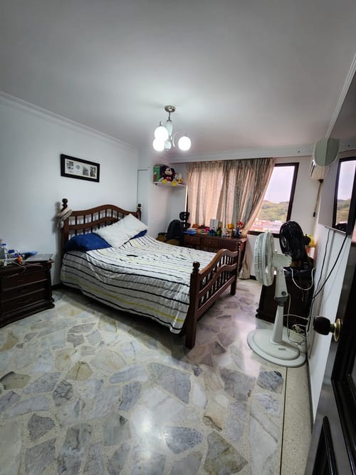Apartamento de 4 alcobas en venta en El Bosque, Cali, 186 m² · foto 13 de 19