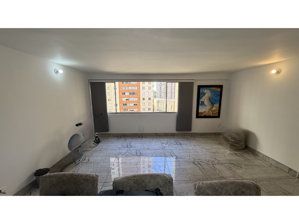 Apartamento en venta en Gran Granada, Bogotá · foto 4 de 15