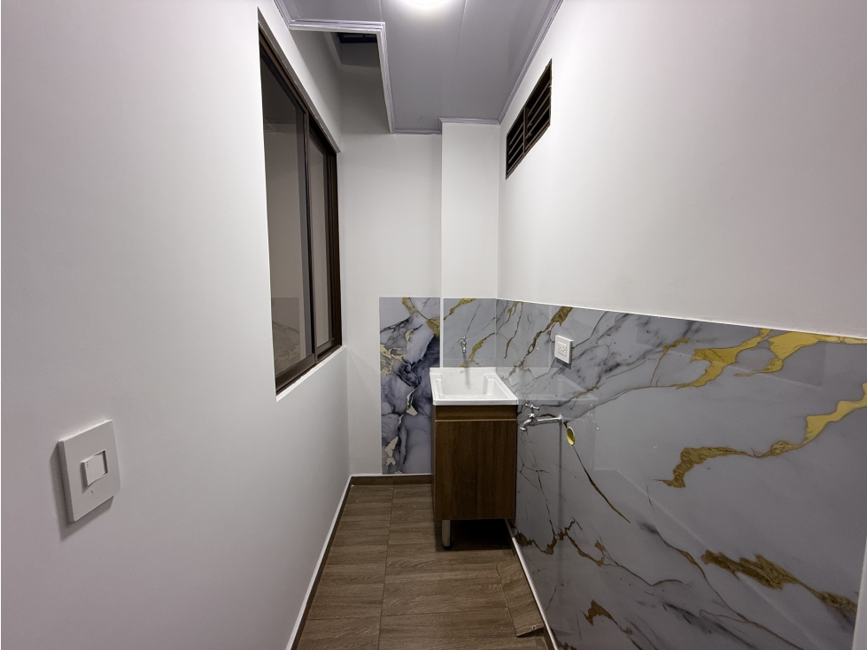Casa en venta en Jose Maria Carbonel, Bogotá · foto 8 de 22