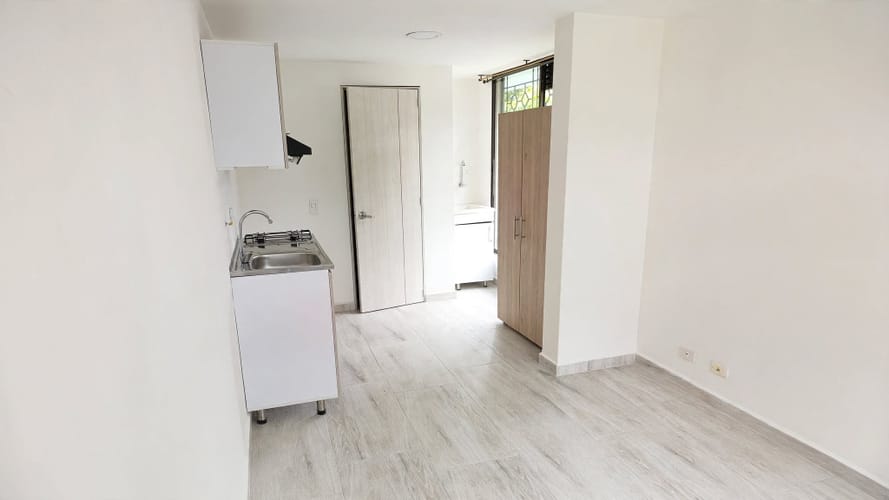 Oficina en arriendo en Belén Fatima, Medellín, 20 m² · foto 6 de 10