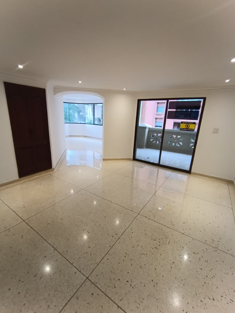 Apartamento en arriendo en El Golf, Barranquilla · foto 2 de 22