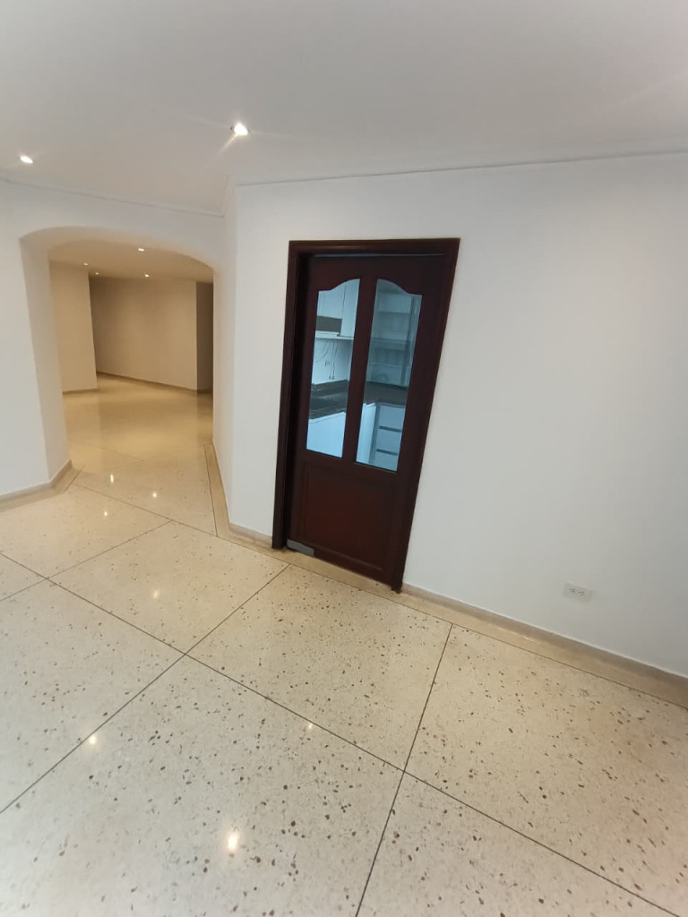 Apartamento en arriendo en El Golf, Barranquilla · foto 5 de 22