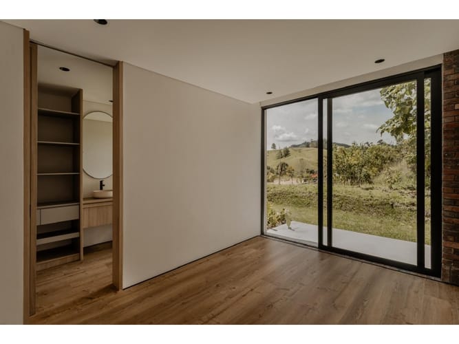 Casa de 3 alcobas en venta en Pantanillo, El Retiro, 294 m² · foto 14 de 17