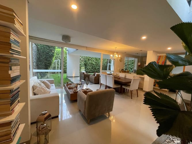 Casa de 4 alcobas en venta en El Castillo, Cali, 247 m² · foto 14 de 17