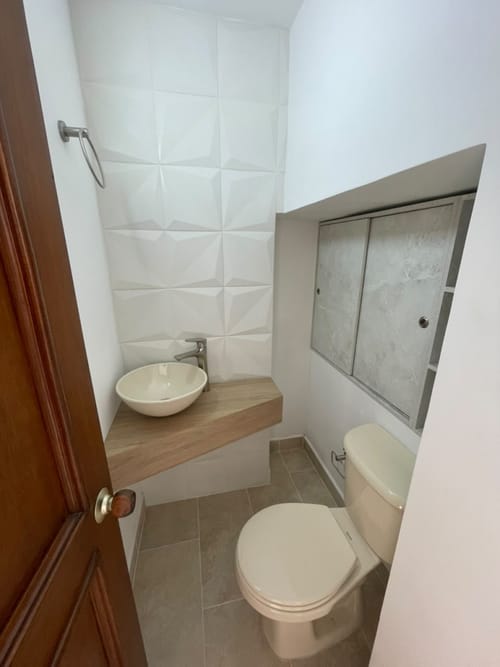 Apartamento de 3 alcobas en venta en Jardines, Envigado, 140 m² · foto 7 de 11