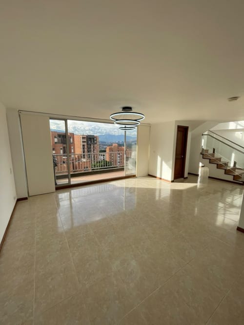 Apartamento de 3 alcobas en venta en Jardines, Envigado, 140 m² · foto 10 de 11