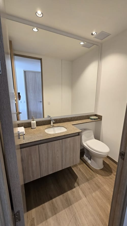 Apartamento de 2 alcobas en venta en Sajonia, Rionegro, 107 m² · foto 13 de 18