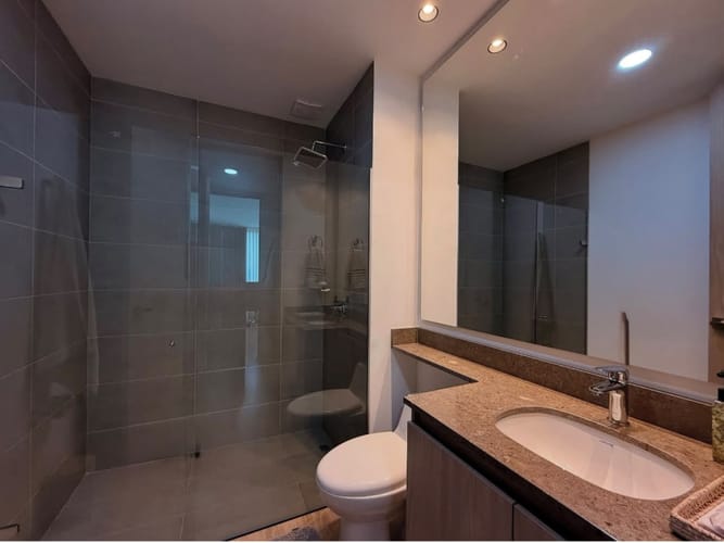 Apartamento de 2 alcobas en venta en Sajonia, Rionegro, 107 m² · foto 16 de 18