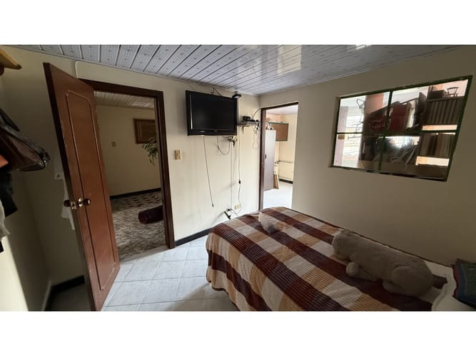Casa de 4 alcobas en venta en Centro Fontibon, Bogotá, 234 m² · foto 13 de 16