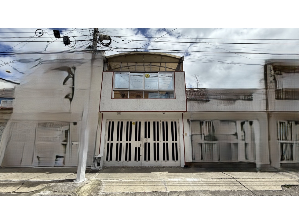 Casa en venta en Villa Alsacia 2, Bogotá · foto 2 de 24