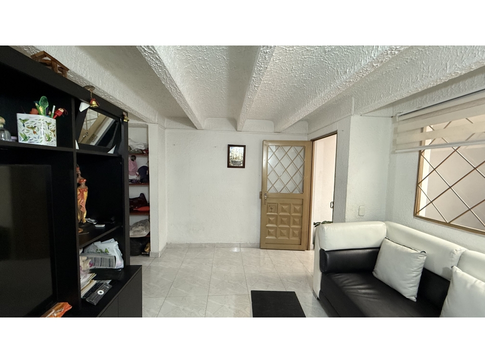 Casa en venta en Villa Alsacia 2, Bogotá · foto 5 de 24
