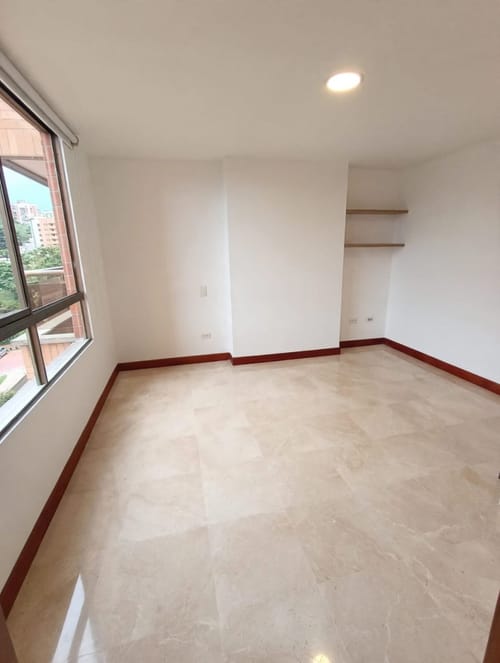 Apartamento de 3 alcobas en arriendo en Los Balsos, Medellín, 106 m² · foto 9 de 18