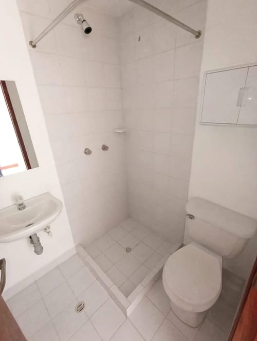 Apartamento de 3 alcobas en arriendo en Los Balsos, Medellín, 106 m² · foto 15 de 18
