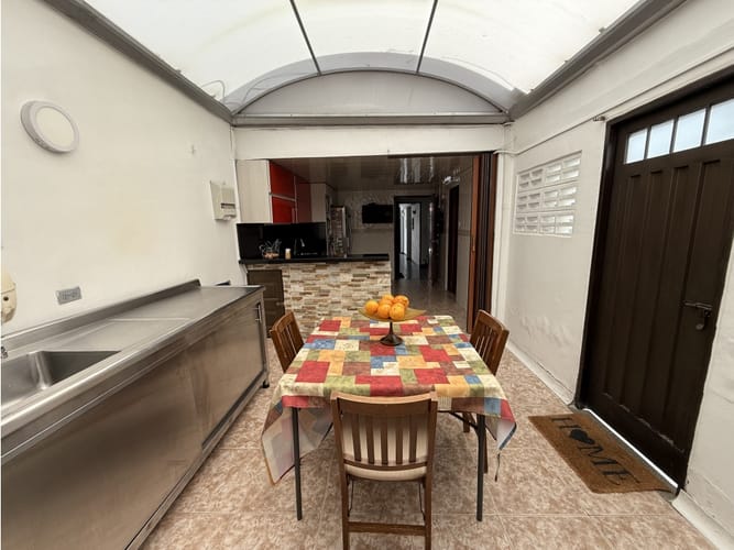 Casa de 4 alcobas en venta en Pontevedra, Bogotá, 234 m² · foto 4 de 24