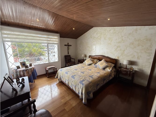 Casa de 4 alcobas en venta en Pontevedra, Bogotá, 234 m² · foto 17 de 24