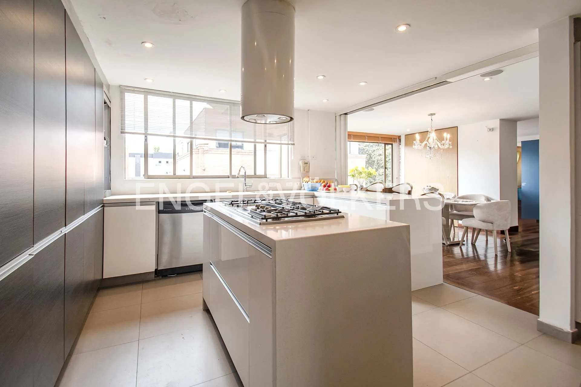 Apartamento en venta en Chicó Navarra, Bogotá · foto 10 de 21