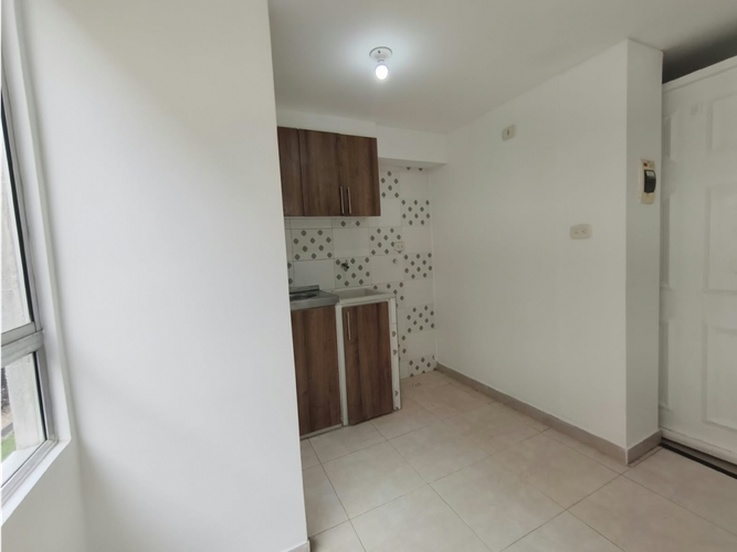 Apartamento de 3 alcobas en venta en Ciudad Verde, Soacha, 41 m² · foto 2 de 18