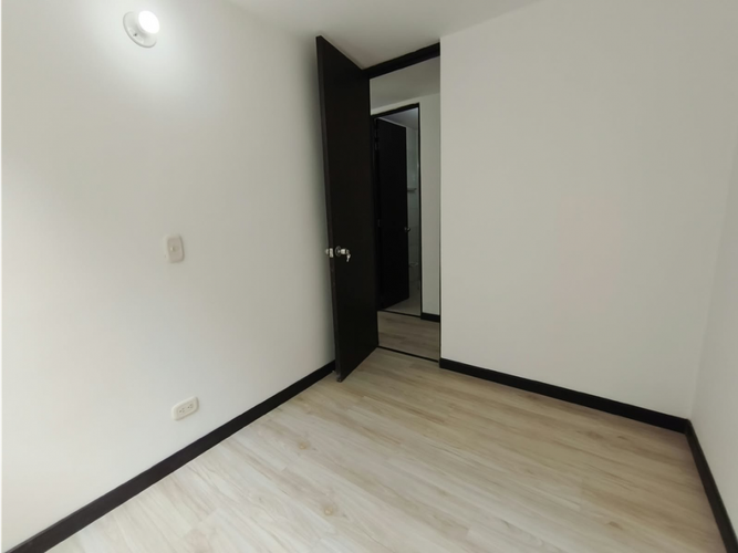 Apartamento de 3 alcobas en venta en Ciudad Verde, Soacha, 41 m² · foto 9 de 18