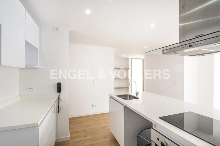 Apartamento de 2 alcobas en venta en Bella Suiza, Bogotá, 87 m² · foto 4 de 8