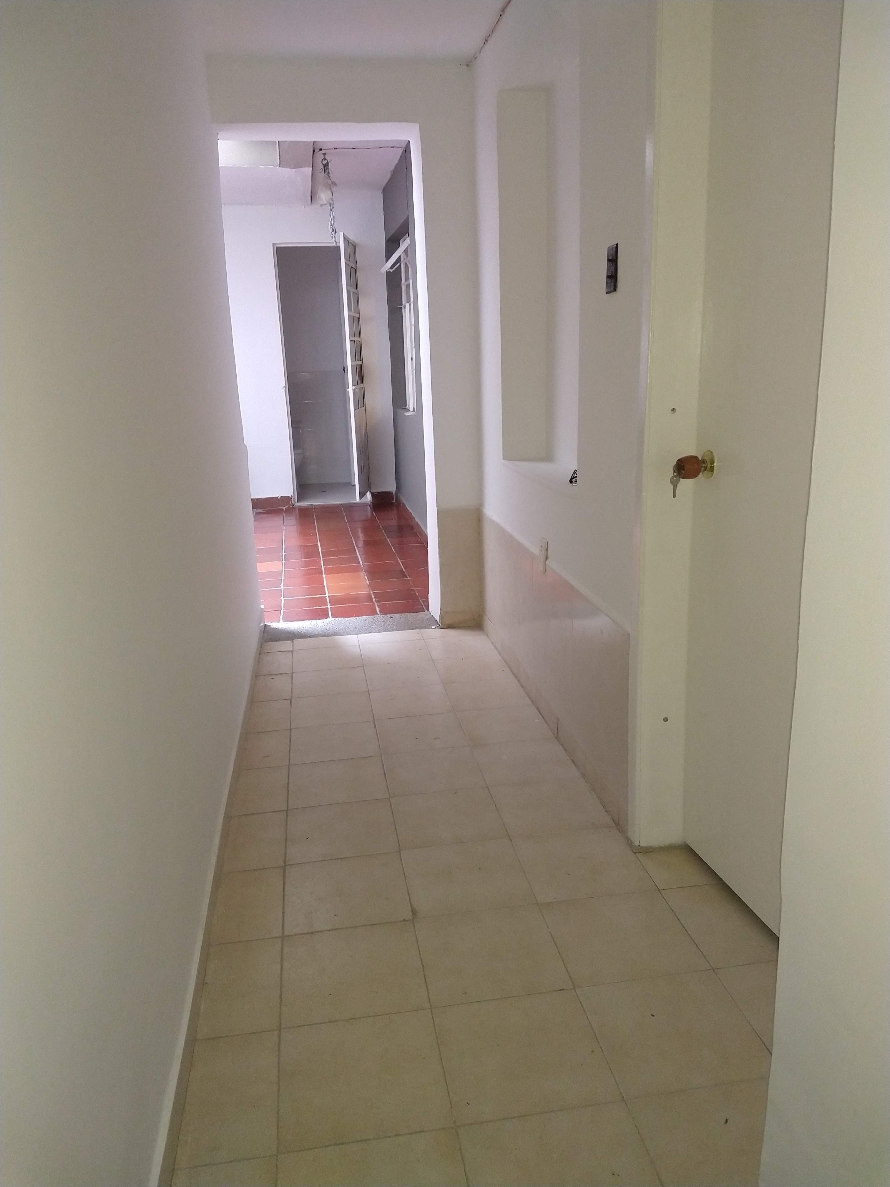 Apartamento en arriendo en Engativá, Bogotá · foto 2 de 9