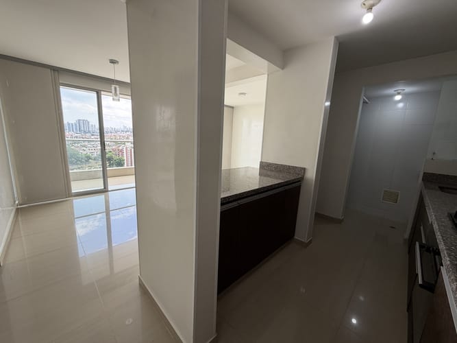 Apartamento de 3 alcobas en venta en Anillo Vial, Floridablanca, 85 m² · foto 3 de 17