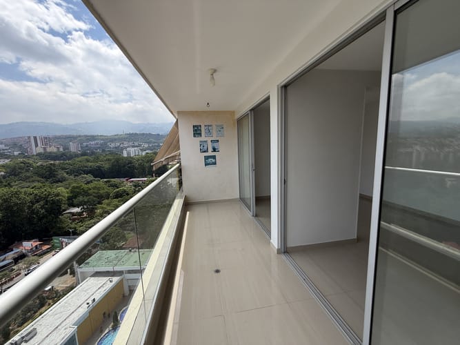 Apartamento de 3 alcobas en venta en Anillo Vial, Floridablanca, 85 m² · foto 7 de 17