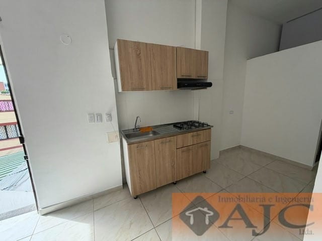 Apartamento de 3 alcobas en arriendo en Caldas, Floridablanca, 85 m² · foto 3 de 12