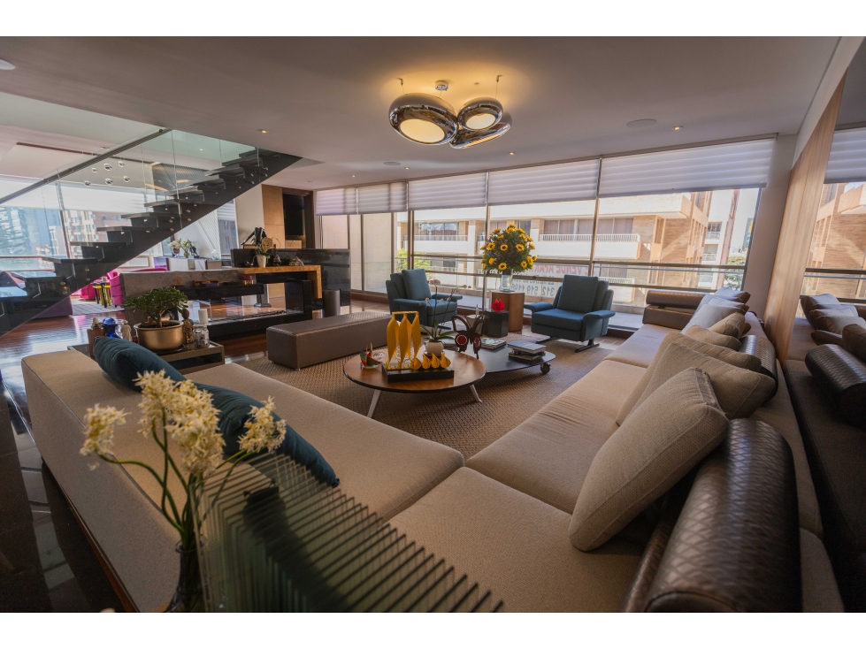Apartamento en venta en Chico Norte, Bogotá · foto 2 de 24