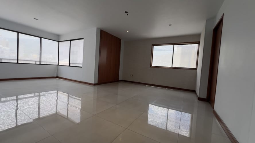 Apartamento de 3 alcobas en venta en Centro, Ibagué, 198 m² · foto 8 de 24
