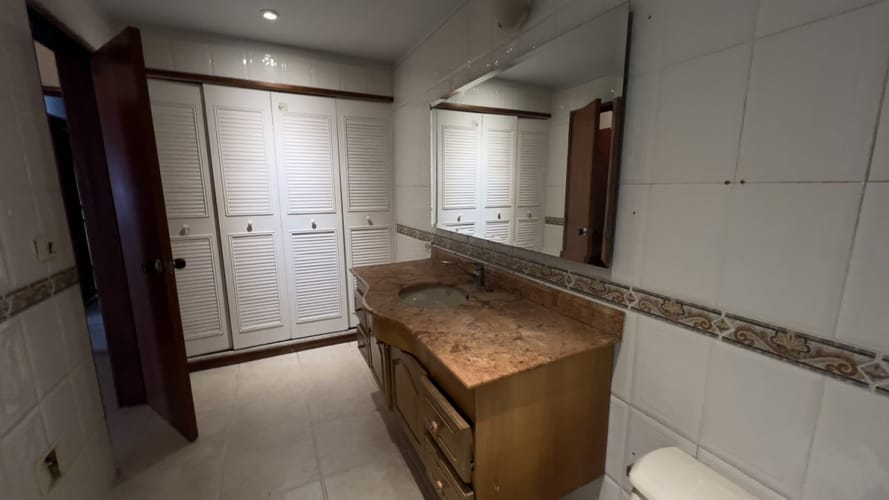Apartamento de 3 alcobas en venta en Centro, Ibagué, 198 m² · foto 15 de 24