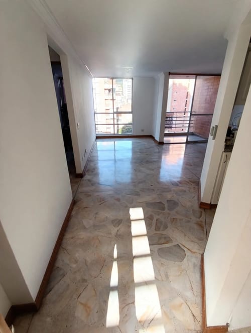Apartamento de 2 alcobas en arriendo en Las Acacias, Medellín, 72 m² · foto 13 de 15