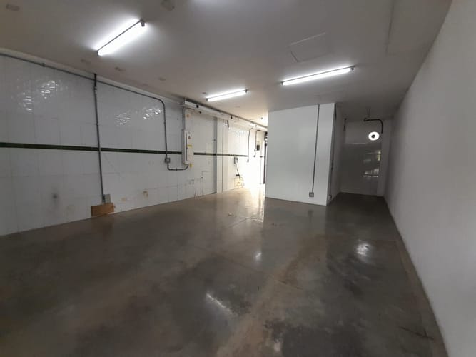 Local en arriendo en Terminal De Transporte, Medellín, 47 m² · foto 3 de 9