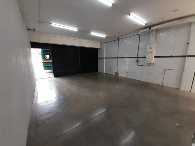 Local en arriendo en Terminal De Transporte, Medellín, 47 m² · foto 7 de 9