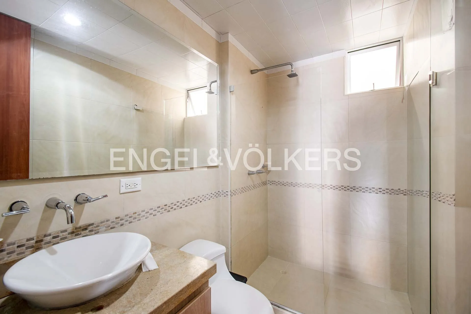 Apartamento en venta en Cedritos, Bogotá · foto 8 de 19