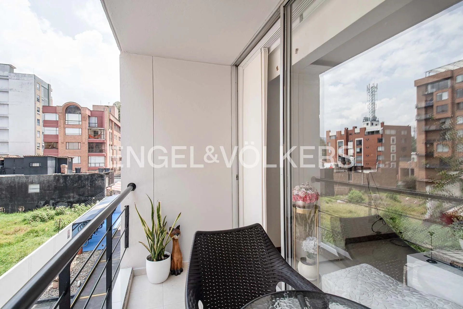 Apartamento en venta en Cedritos, Bogotá · foto 3 de 19