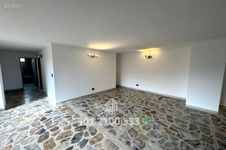 Apartamento de 3 alcobas en arriendo en Laureles, Medellín, 126 m² · foto 3 de 24