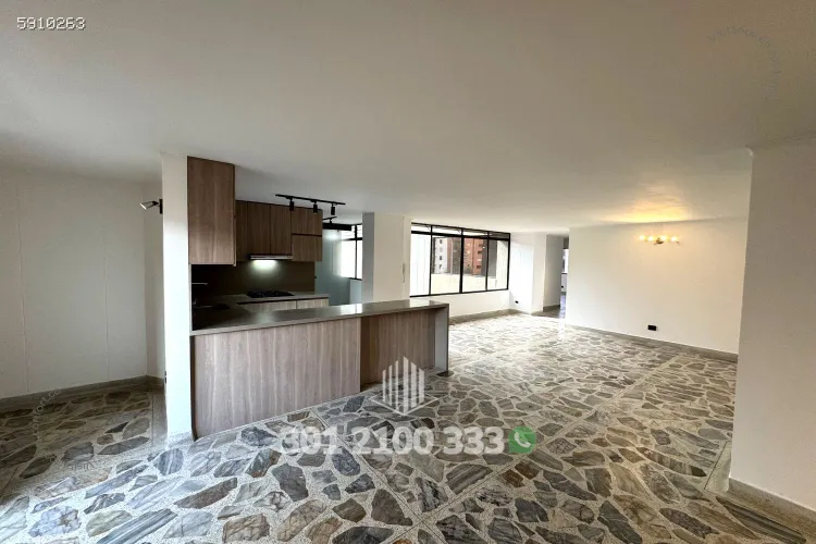 Apartamento de 3 alcobas en arriendo en Laureles, Medellín, 126 m² · foto 8 de 24