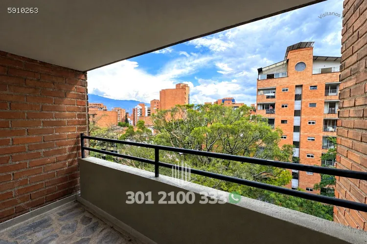Apartamento de 3 alcobas en arriendo en Laureles, Medellín, 126 m² · foto 11 de 24