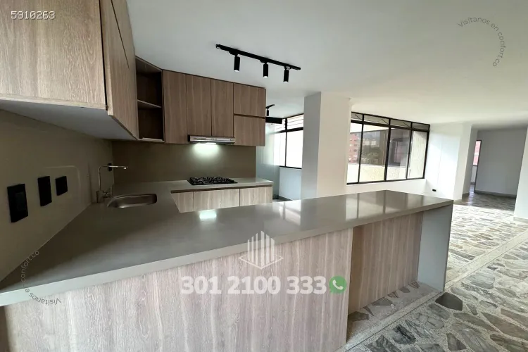 Apartamento de 3 alcobas en arriendo en Laureles, Medellín, 126 m² · foto 12 de 24