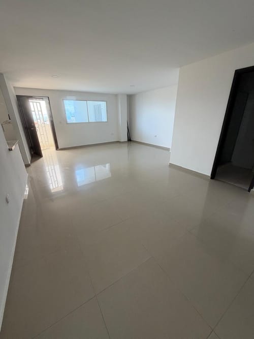 Apartamento de 3 alcobas en arriendo en Ciudad Jardin, Barranquilla, 98 m² · foto 8 de 10
