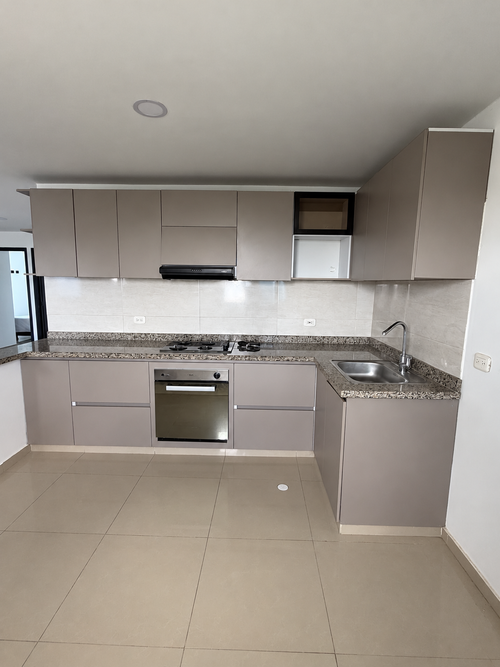 Apartamento de 3 alcobas en arriendo en Ciudad Jardin, Barranquilla, 98 m² · foto 10 de 10