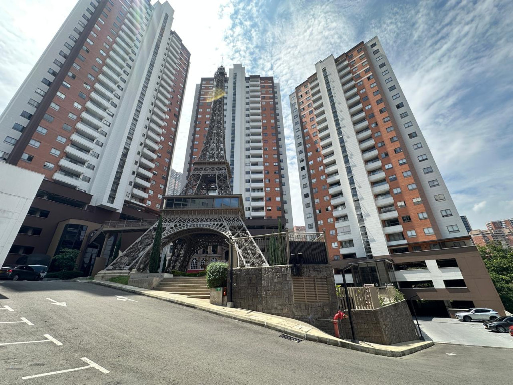 Apartamento en Arriendo en Las Lomitas, Sabaneta