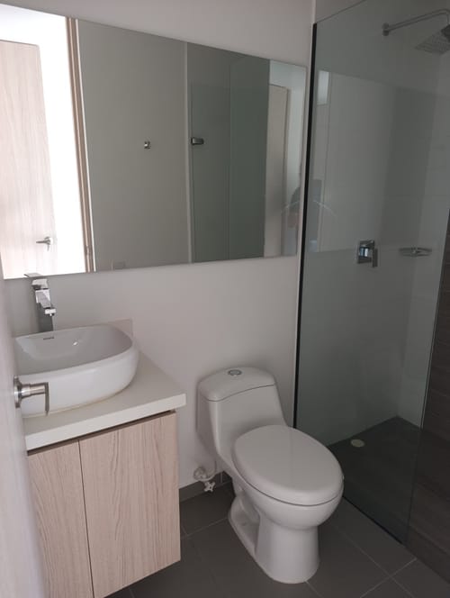 Apartamento de 2 alcobas en arriendo en Loma Del Escobero, Envigado, 80 m² · foto 13 de 14