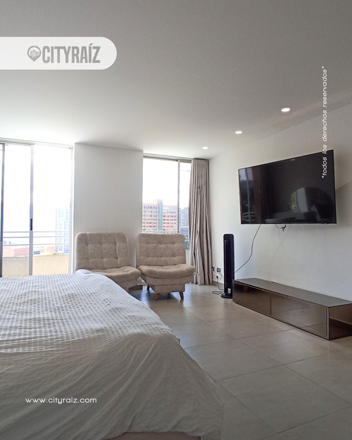 Apartamento de 2 alcobas en arriendo en Los Naranjos, Medellín, 150 m² · foto 10 de 18