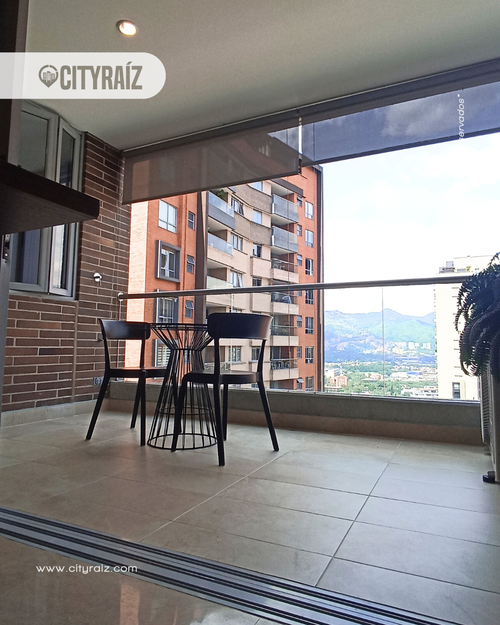 Apartamento de 3 alcobas en arriendo en Lalinde, Medellín, 130 m² · foto 1 de 18