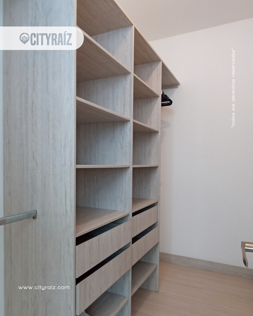 Apartamento de 3 alcobas en arriendo en Lalinde, Medellín, 130 m² · foto 8 de 18