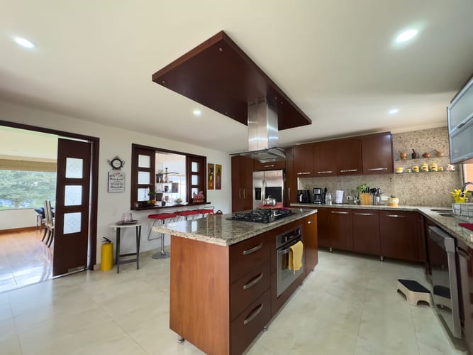 Casa de 10 alcobas en venta en Yerbabuena, Chía, 875 m² · foto 10 de 24