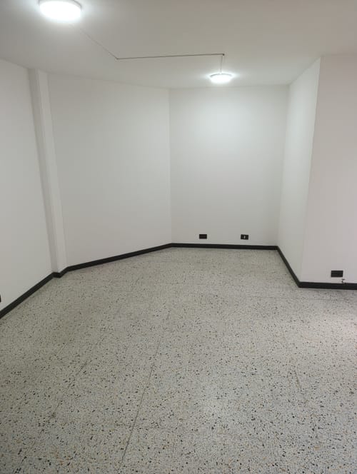 Oficina en arriendo en Suramericana, Medellín, 25 m² · foto 5 de 14